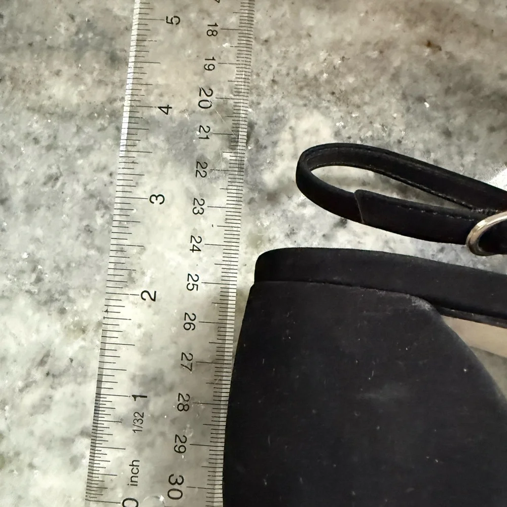 Real Suede Steve Madden Black Two-Tone Pointed Slingback Pumps - Picture 6 of 7